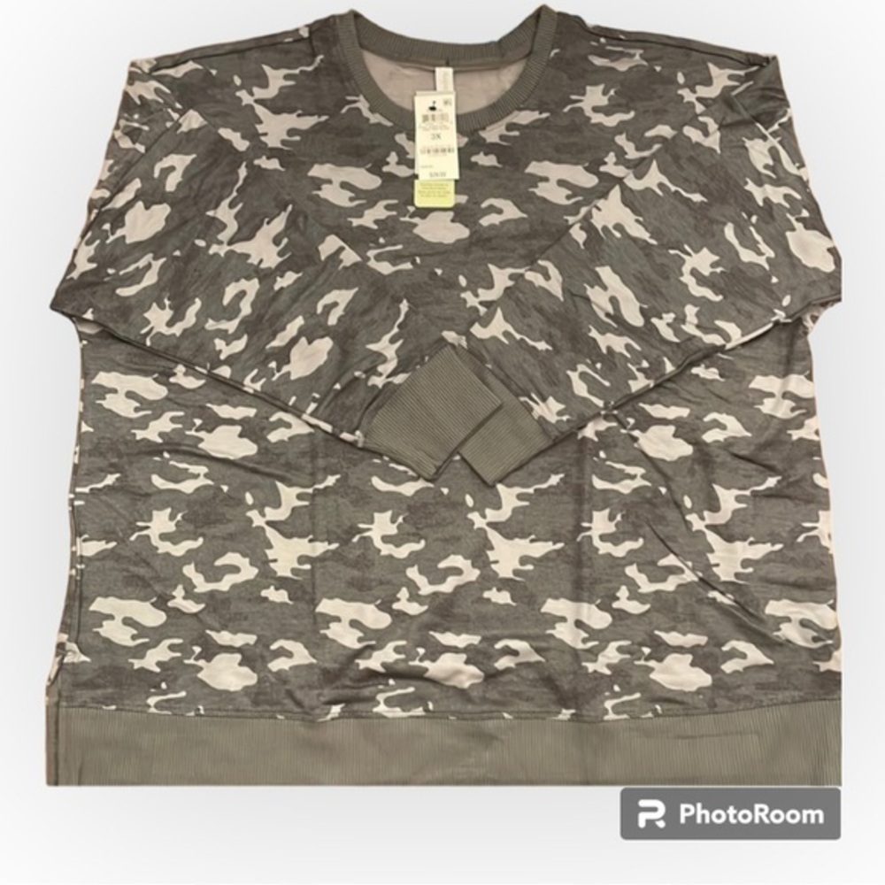 Ideology Deep Black Camo Sweatshirt- 235